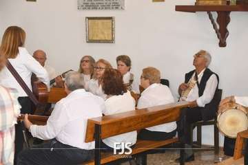 Misa y procesión religiosa en Cazadores/Francisco Javier Santana.